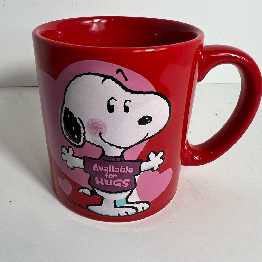 Hallmark 3D Peanuts Snoopy Available For Hugs Red Tea Cup Coffee 12 oz Mug